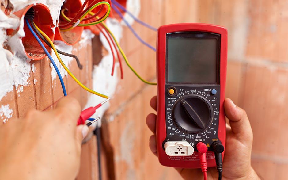travail électricien Houilles